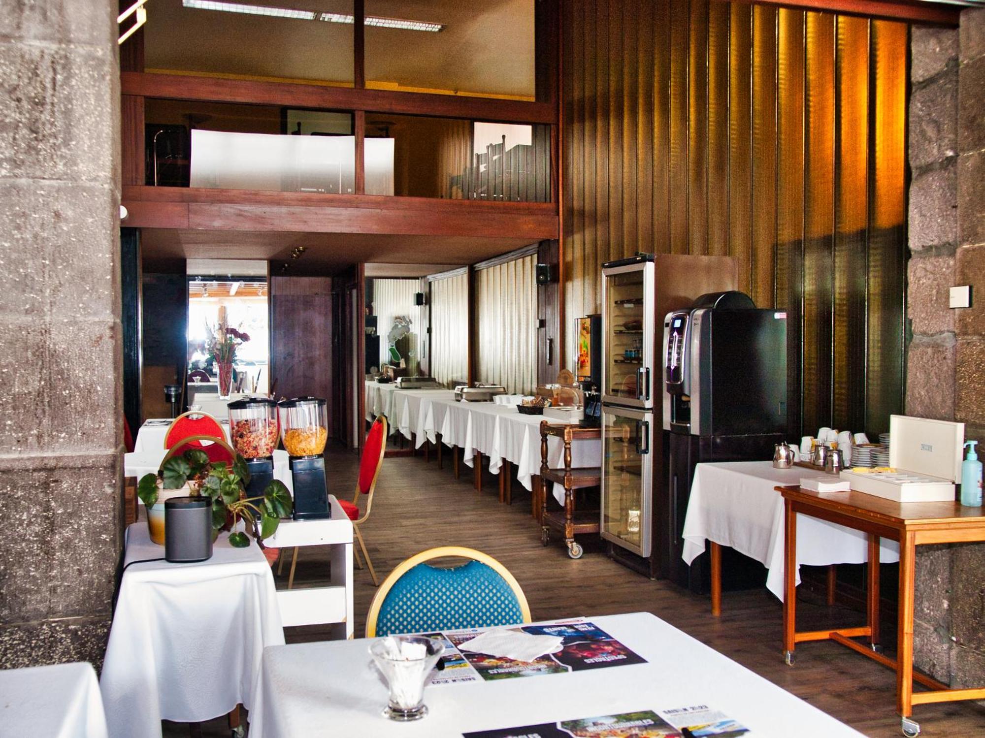 Hotel De Paris Châtel-Guyon Екстериор снимка